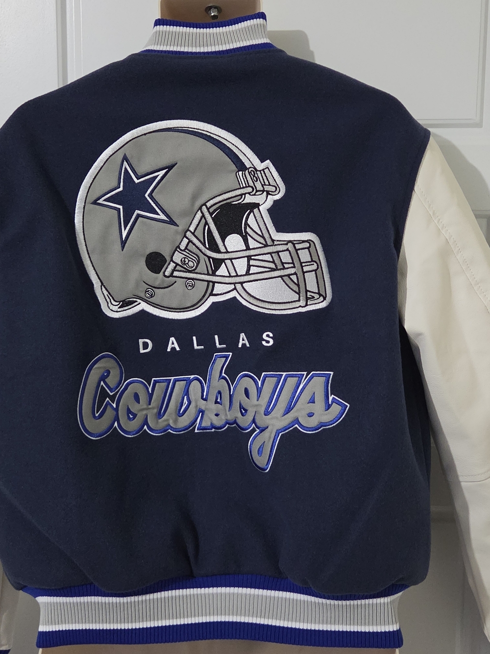 Men's Dallas Cowboys NFL Varsity Jacket Coat Blue/White Size S NWT - Picture 8 of 11